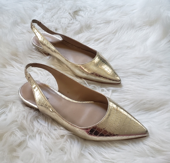 Tedi-pu Pointed toe flat. - Picture 2 of 8